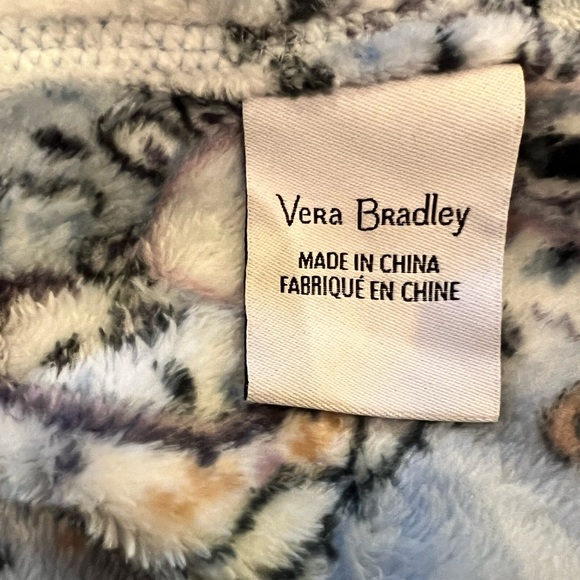 Vera Bradley Blue Paisley Print Throw Blanket, New - Picture 3 of 4